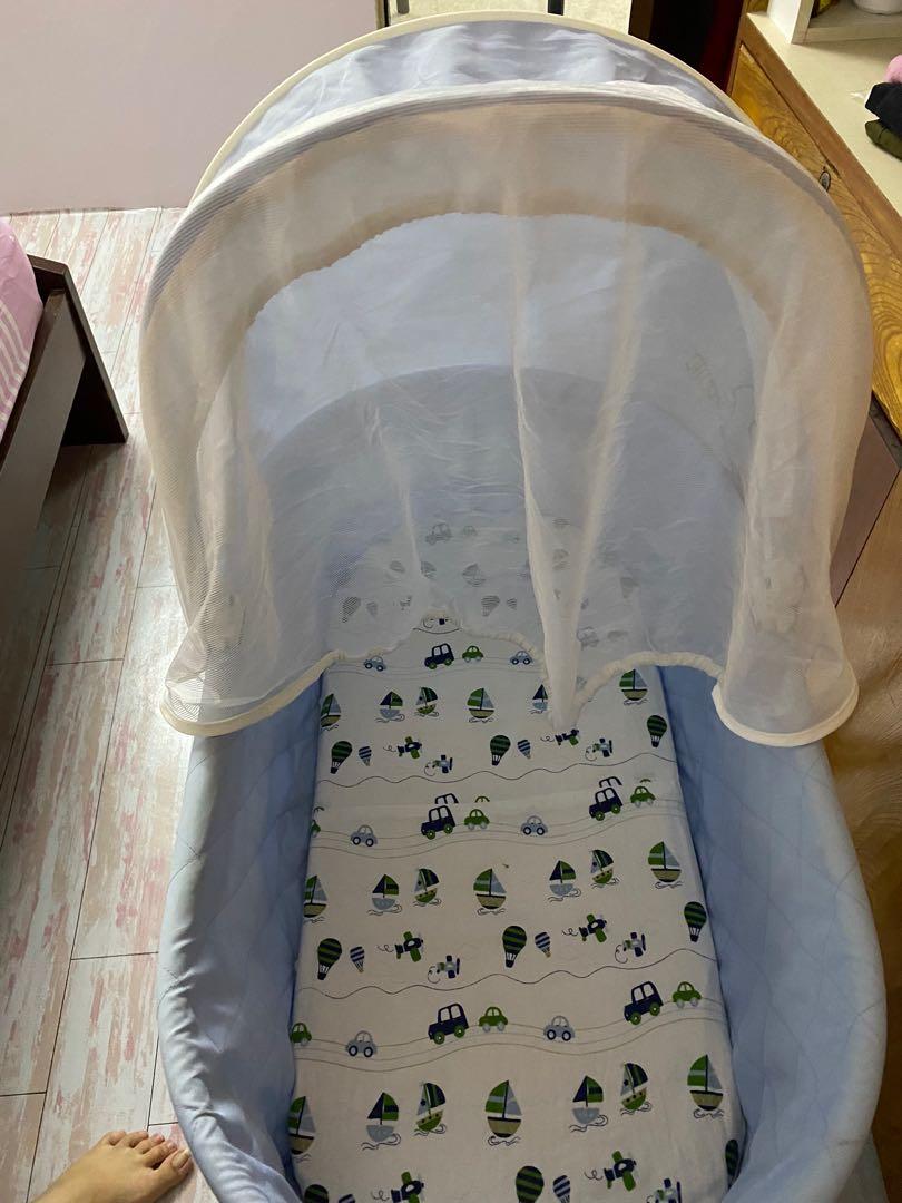 2nd hand baby cot (condition in good ), Babies & Kids, Baby Nursery