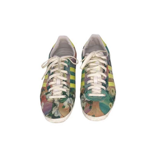 Adidas Floral Print Gazelle Sneakers Fesyen Wanita Sepatu di Carousell