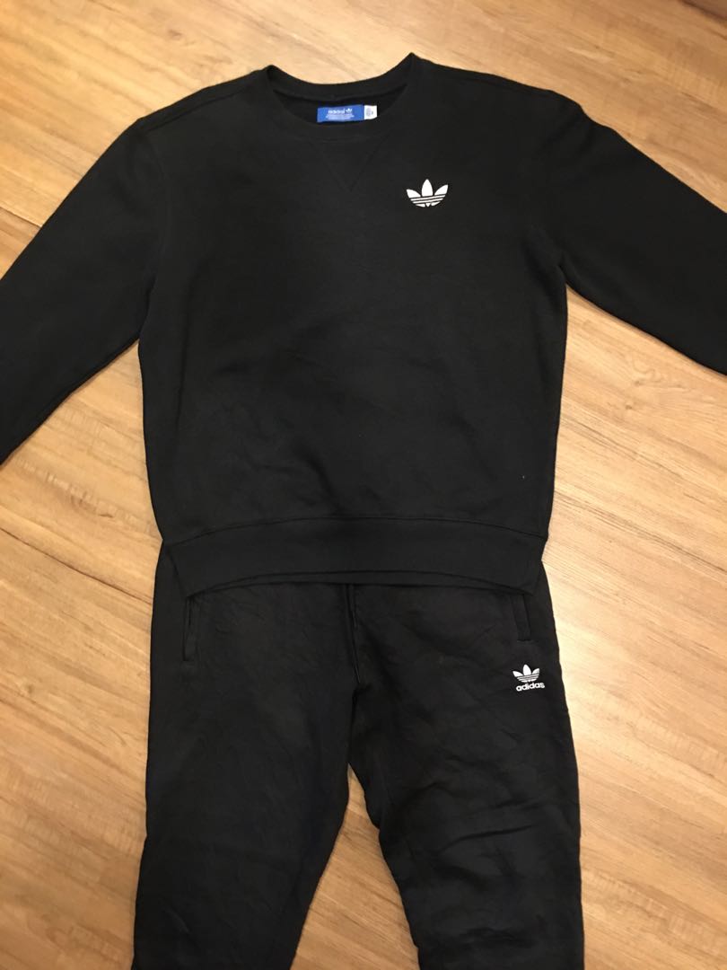 cache antwoord Fragiel Adidas satu set jogger and swtershrit, Men's Fashion, Activewear on  Carousell