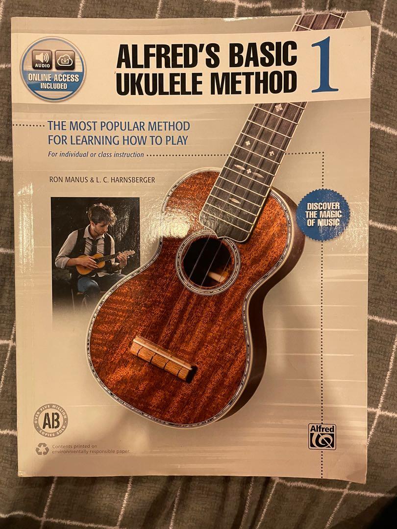 Alfred’s Ukulele basic book 1, Hobbies & Toys, Music & Media, Music