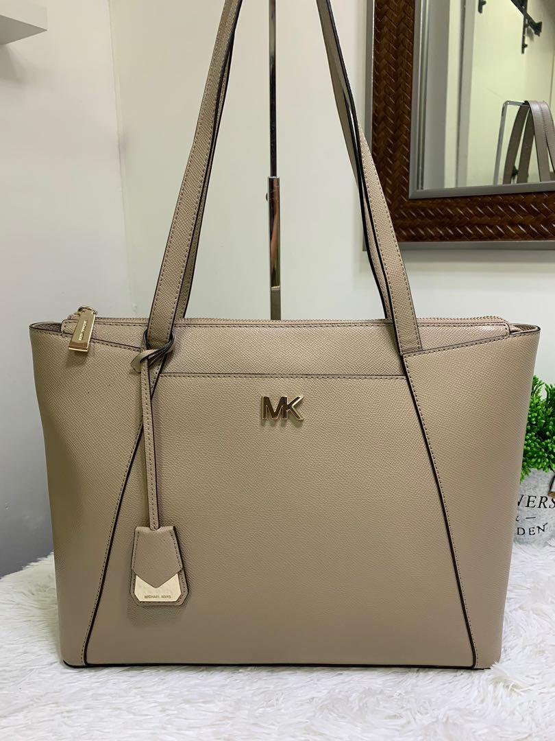 Michael michael kors maddie on sale medium crossgrain leather tote