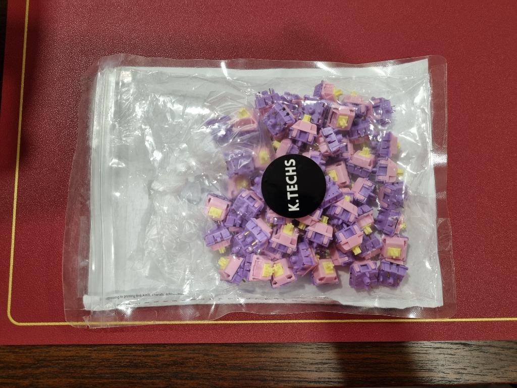 Banana Splits Switches (69 pcs) (lubed and filmed), Computers & Tech