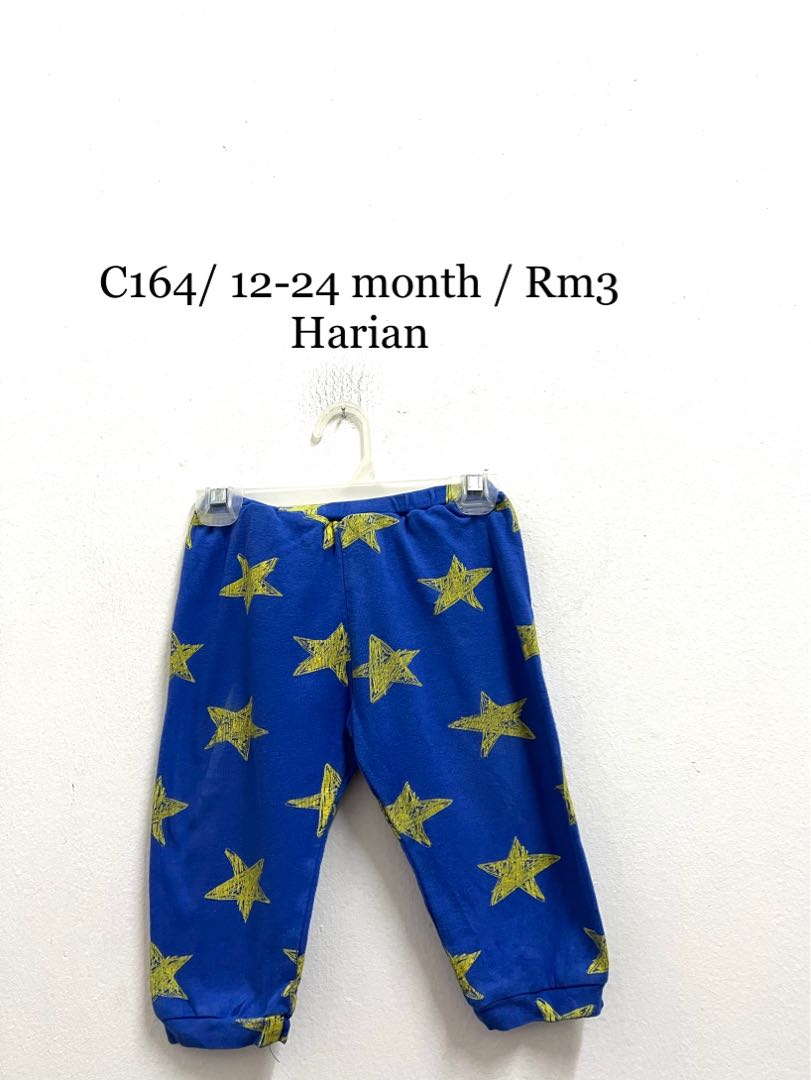 C163: 12-24 month unisex printed star sleepwear, Babies & Kids, Babies &  Kids Fashion on Carousell
