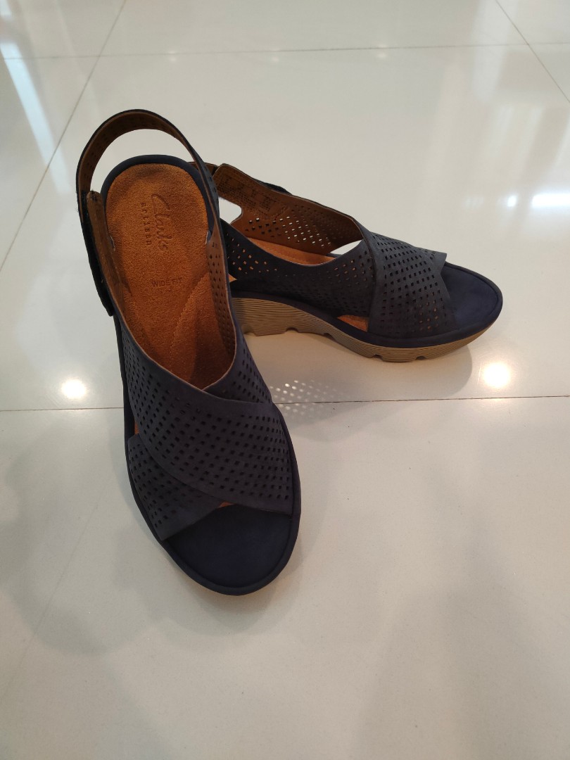 Clarks hotsell navy wedge