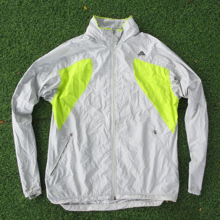 Classic Nike ACG Jacket Grey Green Neon 