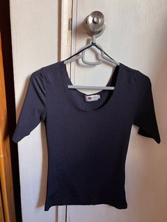 (Category: ) located in . Submitted by sophspringcleans (Listing ID 1166310622, Image 1). Description: .