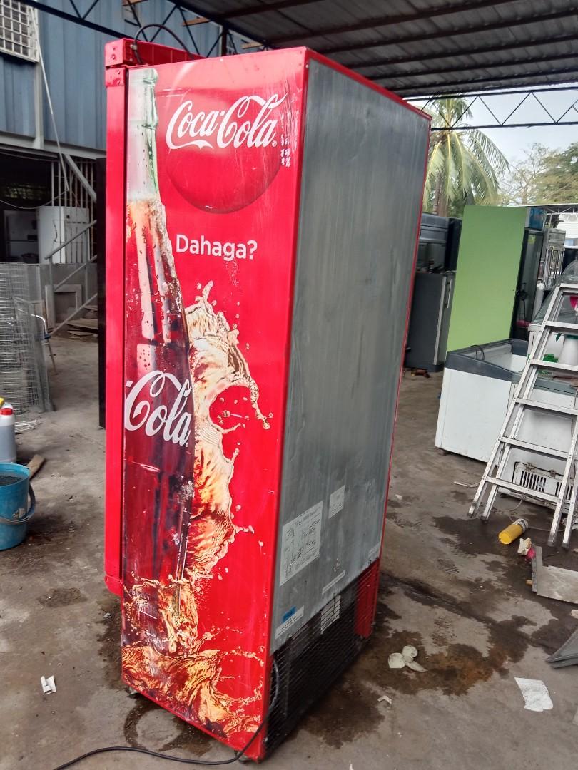 Coca cola full size chiller, TV & Home Appliances, Kitchen Appliances