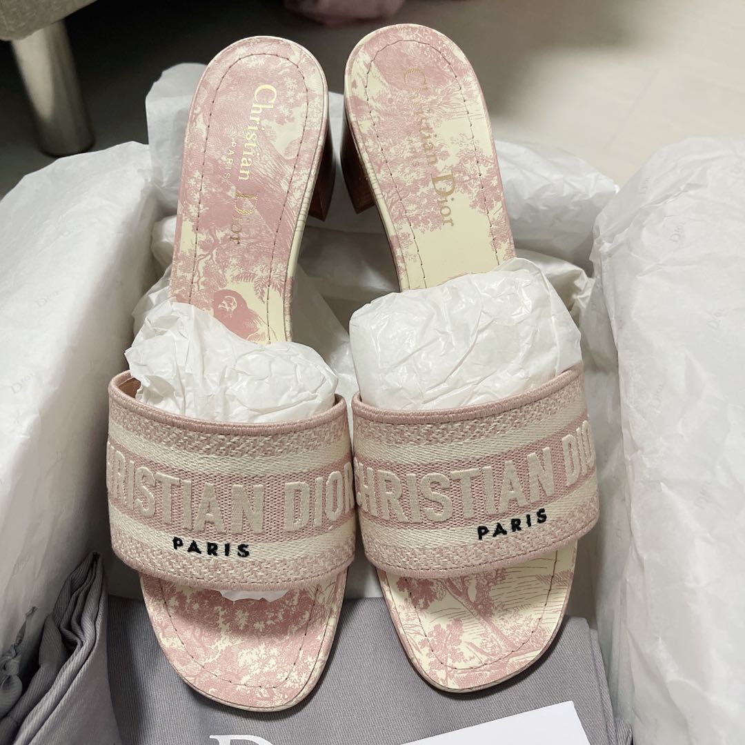 D rose slides store