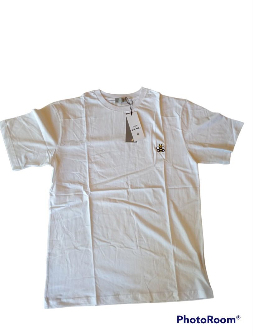 Dior t shirt (Category: Activewear) located in Paranaque City. Submitted by niceguy_01 (Listing ID 1166271975, Image 1). Description: .