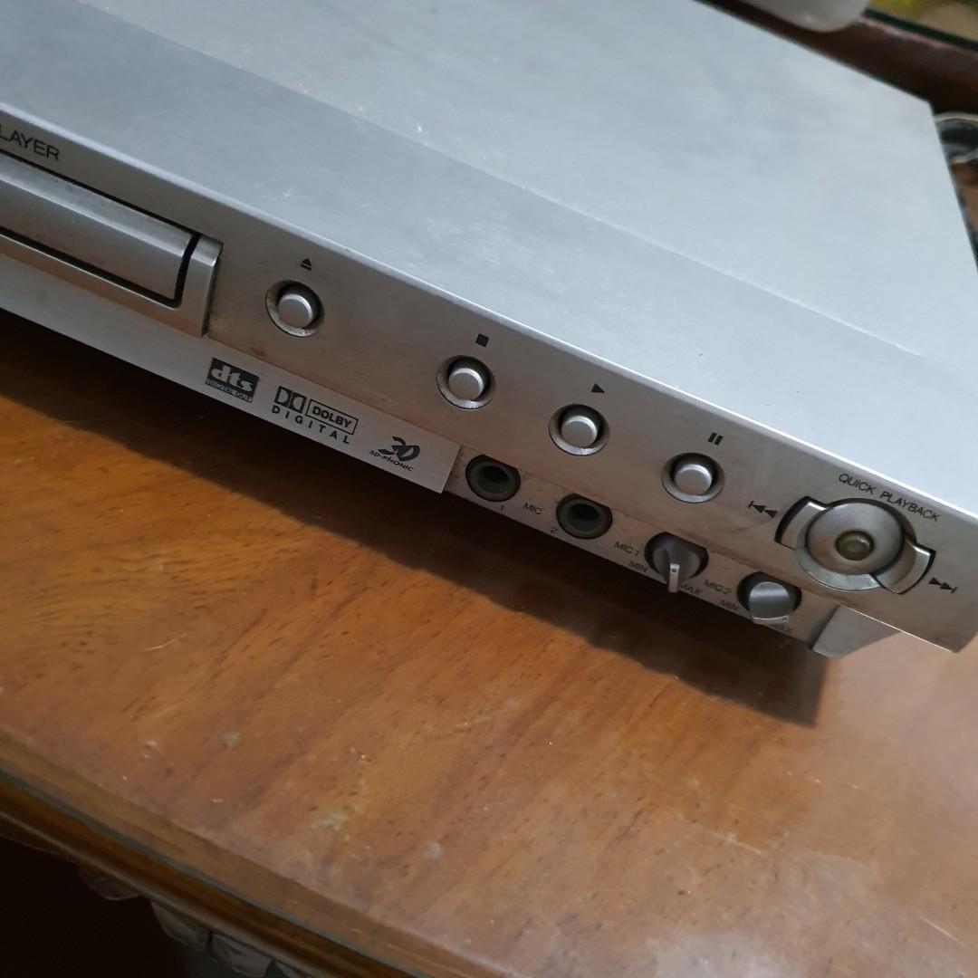 DVD PLAYER JVC (Category: Portable Music Players) located in Valenzuela. Submitted by mluck (Listing ID 1166303057, Image 2). Description: .