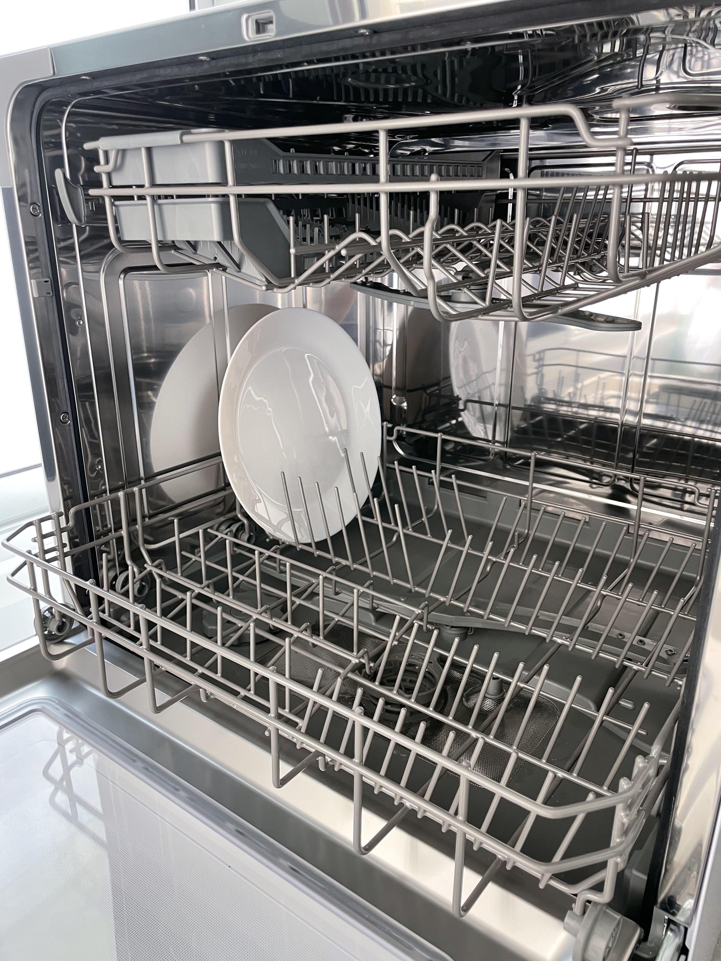 Electrolux Tabletop Dishwasher (warranty till 30 Dec 2023), TV & Home