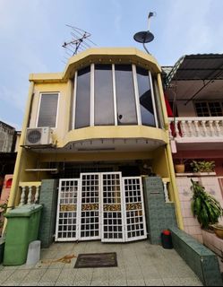 (Category: ) located in . Submitted by zulifa_hanim (Listing ID 1166343737, Image 1). Description: .
