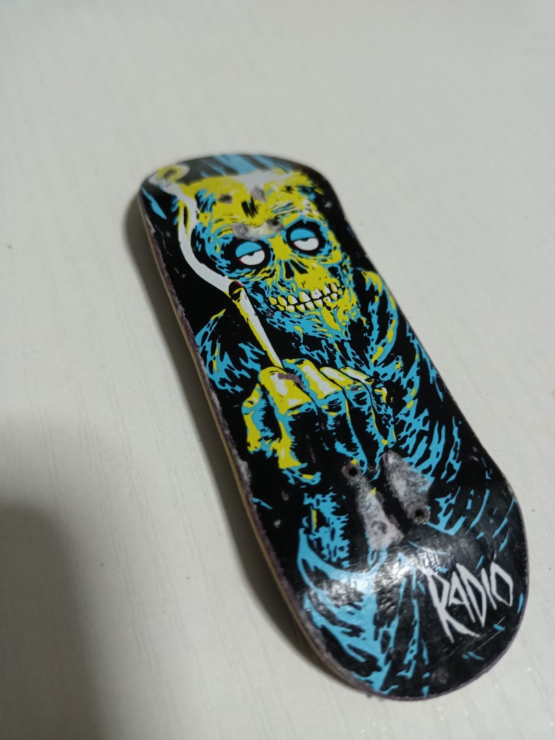 Fingerboard berlinwood deck, Sports Equipment, Sports & Games, Skates