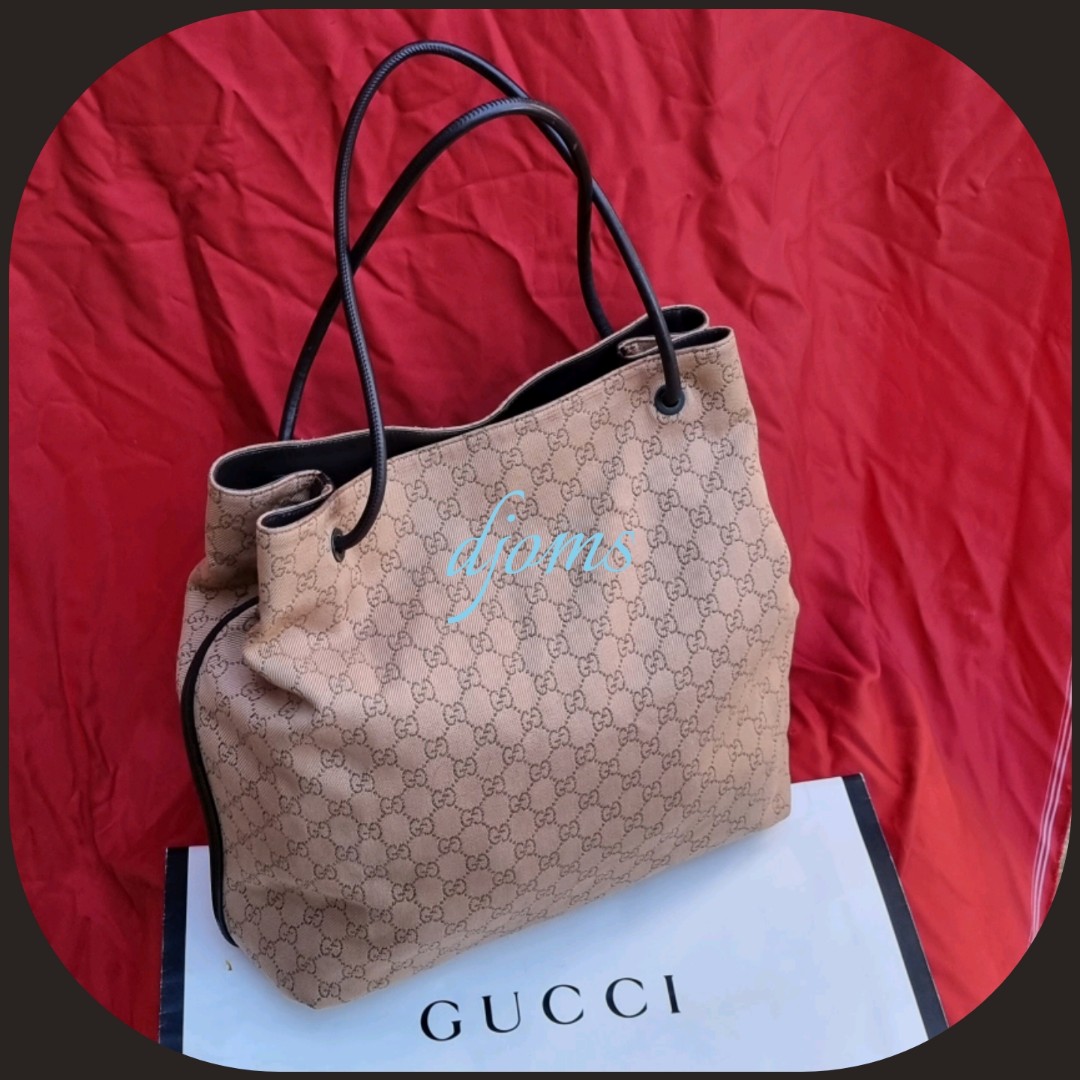 Gucci gifford best sale tote bag