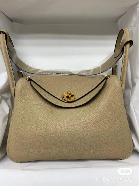 New Auth Hermes Lindy 26 Trench Clemence Gold Hardware Handbag