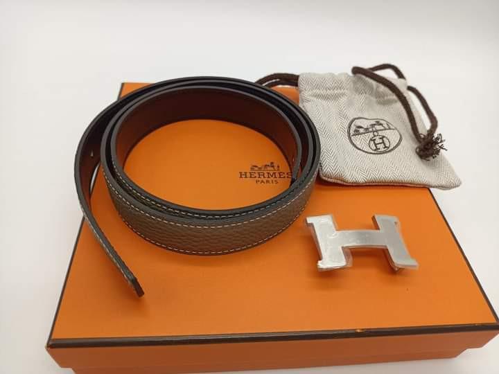 Hermes Reversible Belt (Category: Luxury Accessories) located in Manila. Submitted by bagislifeshop (Listing ID 1166280565, Image 1). Description: ▪️Hermes Reversible Belt▪️ ☑️Available in Bacolod ✅Material: epsom leather ✅Size: 85 cm ✅Condition: unused ✅Inclusion: dustbag and box.