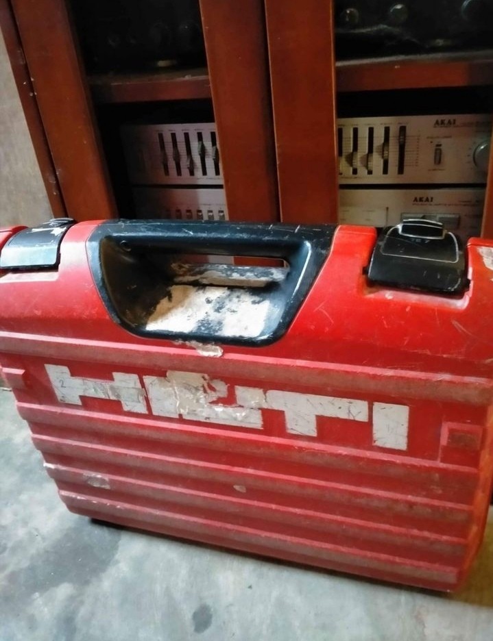 Hilti Te7c chipping drill chisel hammer, Commercial & Industrial