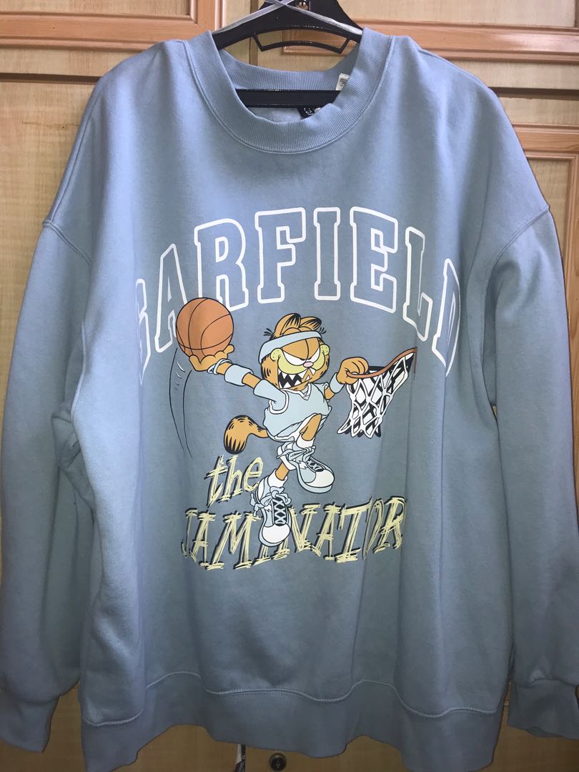H M Sweatshirt Garfield Women s Fashion Tops Longsleeves on