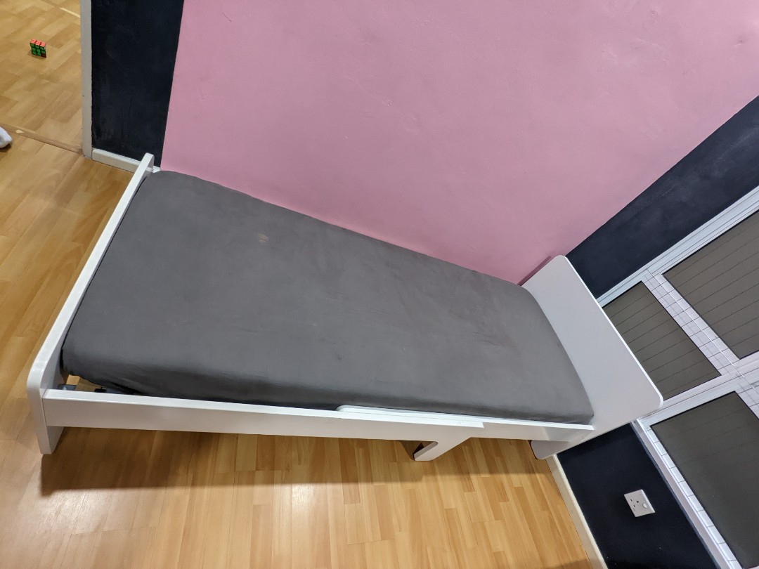 Ikea Slakt extendable kids bed, Babies & Kids, Baby Nursery & Kids