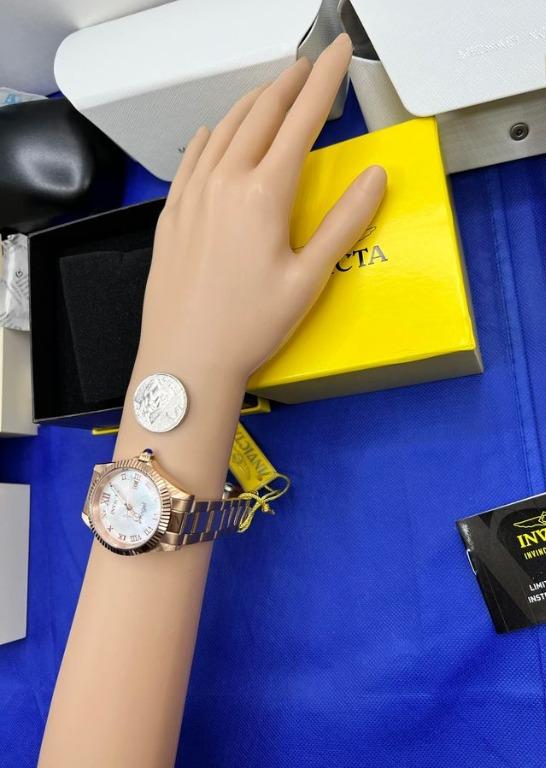 38mm watch sales on woman's wrist