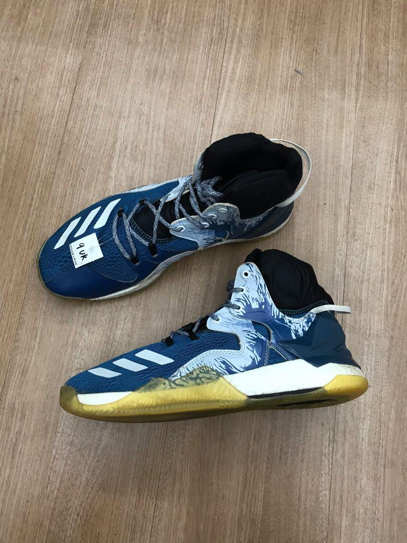 Kasut Basketball