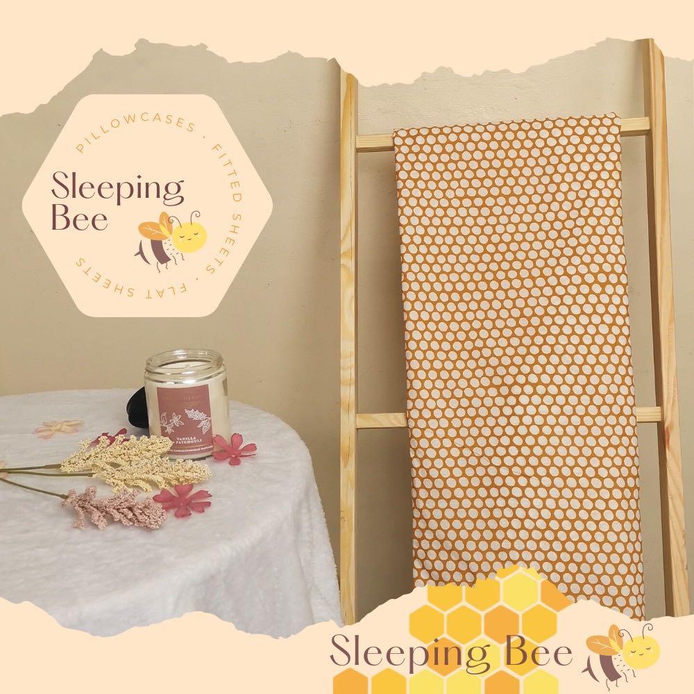 La Redoute Fitted Sheet - Duo Contrast (Category: Bedding & Towels) located in Pasay City. Submitted by sleepingbee_ (Listing ID 1166370453, Image 1). Description: La Redoute Fitted Sheet - Duo Contrast Garter: Corner Garter Color: Mustard with Polka dots Material: 100% cotton percale Full Double - 699 php Queen -799 php King - 999 php Additional information: • This STANDARD 100 certified product by OEKO-TEX® - certificate no. CQ 1102/4 IFTH - fo