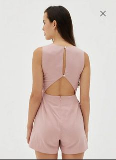 (Category: ) located in . Submitted by firstgown (Listing ID 1166245668, Image 1). Description: .
