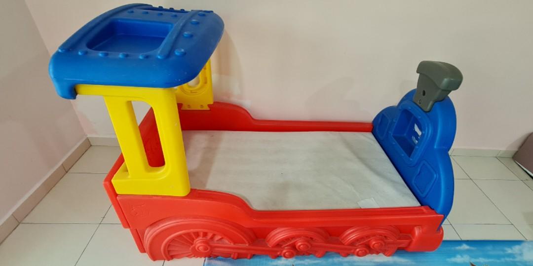 Little Tikes Train Bed Babies Kids Baby Nursery Kids