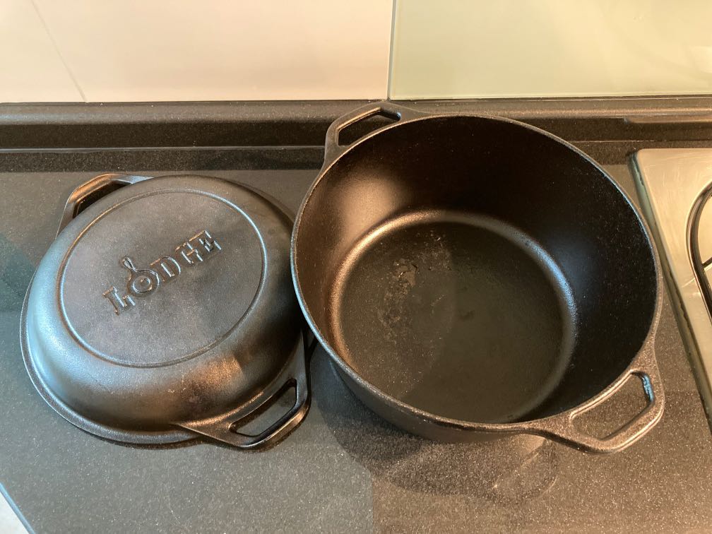 Lodge Cast Iron Double Dutch Oven, Furniture & Home Living