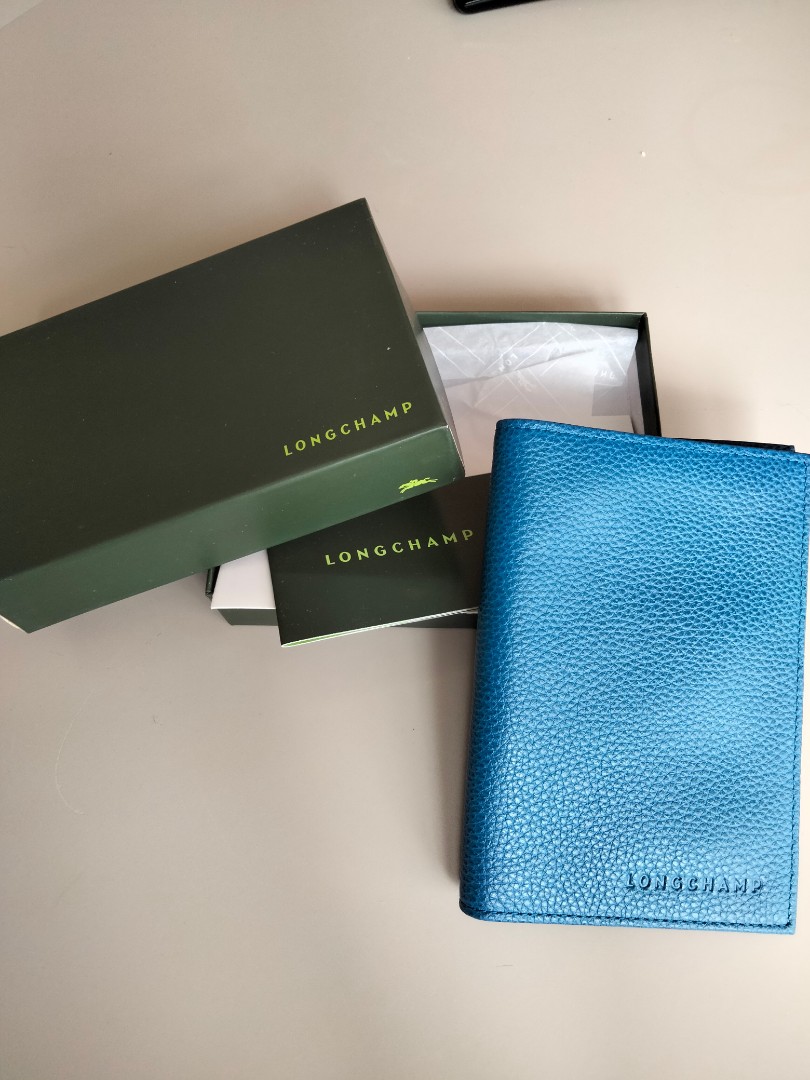 Longchamp passport holder Men s Fashion Watches Accessories