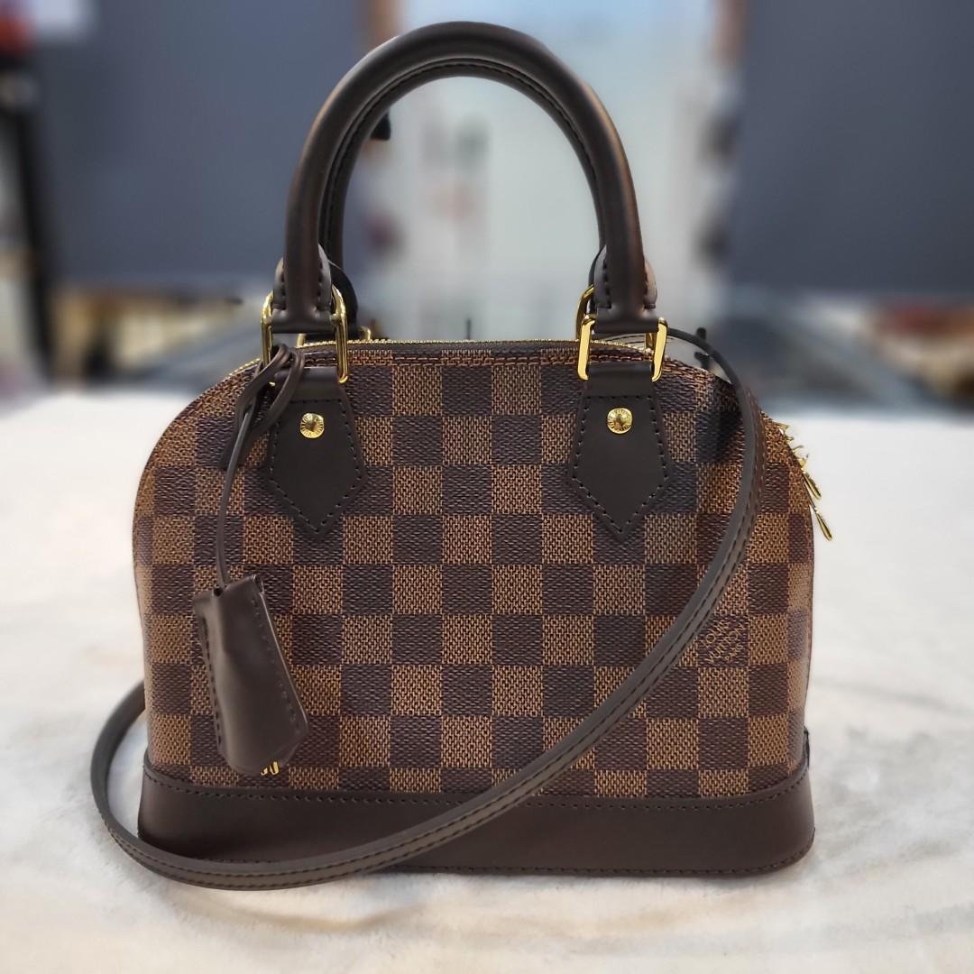 Louis Vuitton Bloomsbury - 7 For Sale on 1stDibs