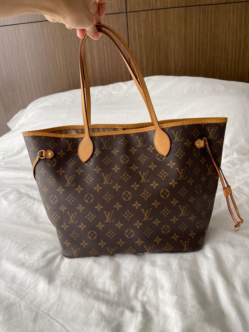 LV Neverfull MM Luxury Bags Wallets on Carousell
