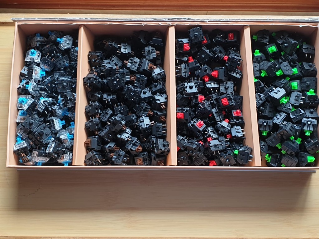 Mechanical switches, Computers & Tech, Parts & Accessories, Computer ...
