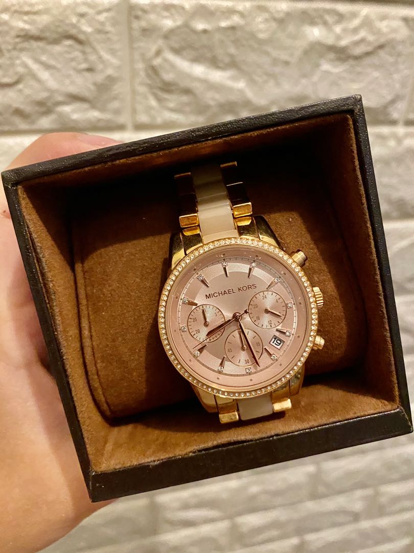 How to Tell if a Michael Kors Watch for Women is Fake or Real
