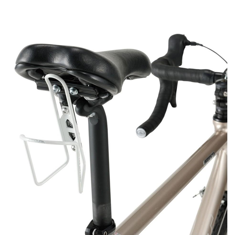 Minoura Saddle Mount Bottle Cage Holder (SBH80), Sports Equipment