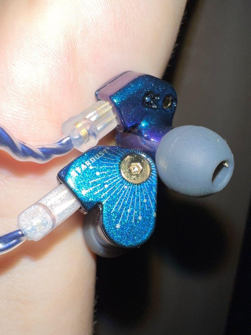 Moondrop Stardust iems, Audio, Earphones on Carousell