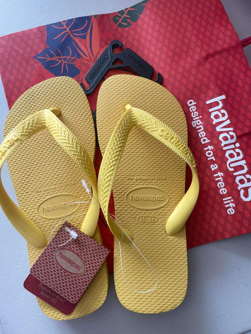 Picture of original havaianas store