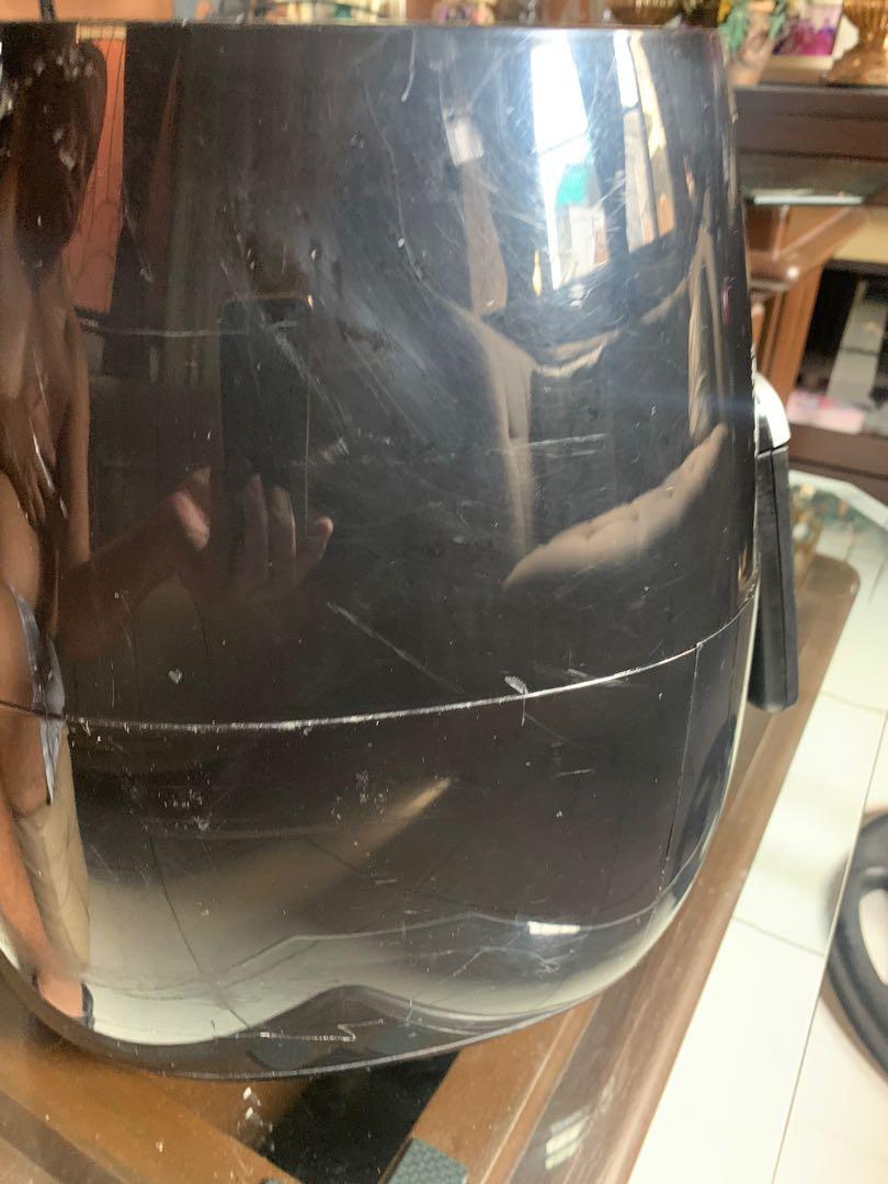 philips digital air frier (Category: Cookers) located in Paranaque City. Submitted by myunogeneral.merchandise (Listing ID 1166232176, Image 2). Description: r.f.s. bought a bigger one, size see pictures, better living, paranaque. better to check it personally.