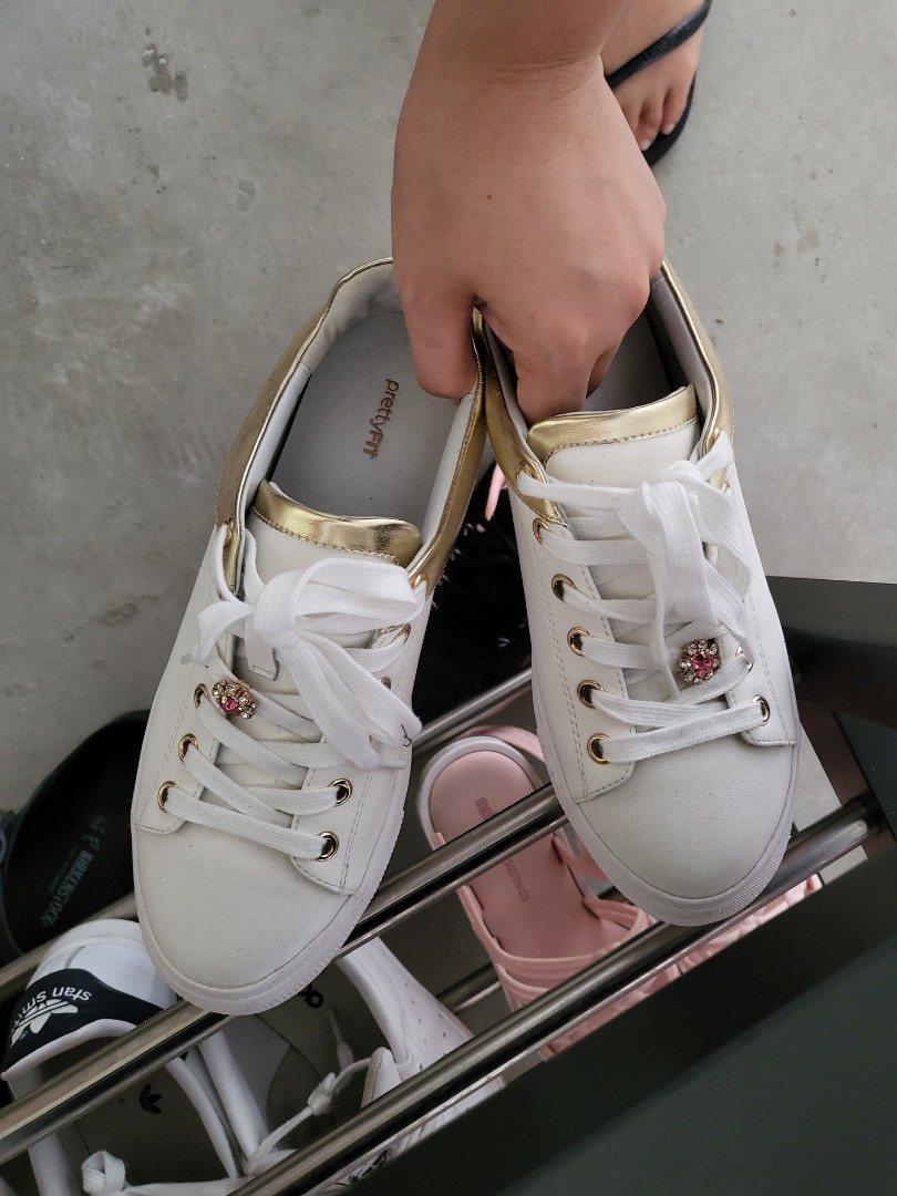 Pretty fit sneakers outlet