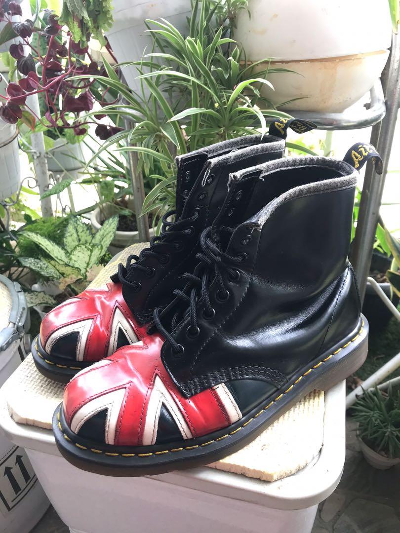 RARE Dr. Martens Union Jack Flag 10950 8 eye Fesyen Pria Sepatu