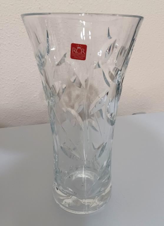 RCR Crystal Glass Vase, Furniture & Home Living, Kitchenware