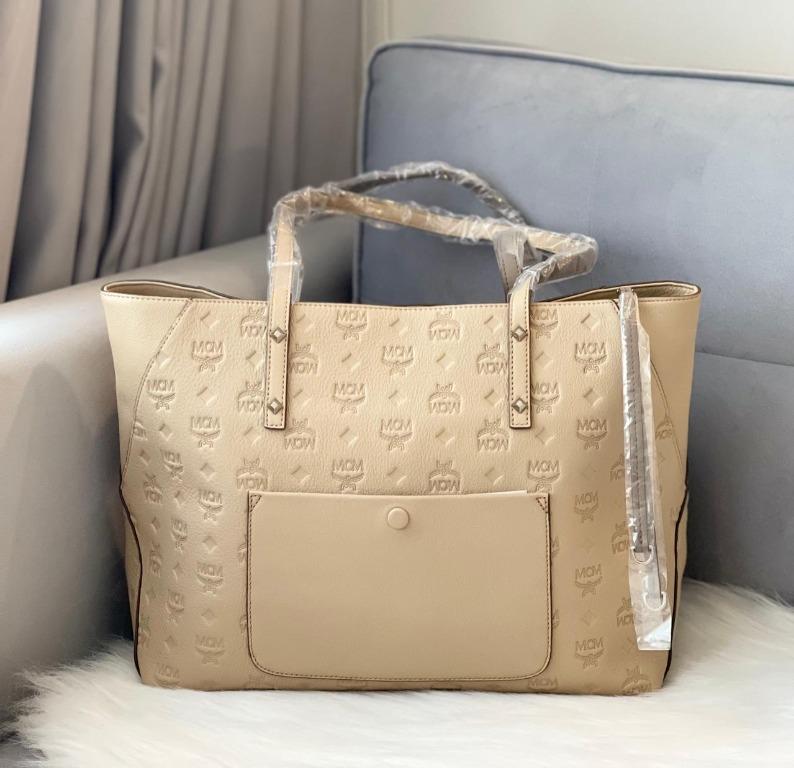 Mcm klara best sale top zip shopper
