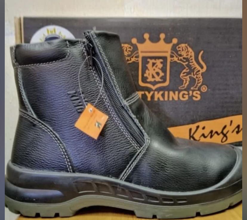 Safety Shoes kings, Fesyen Pria, Sepatu , Sepatu Boot di Carousell