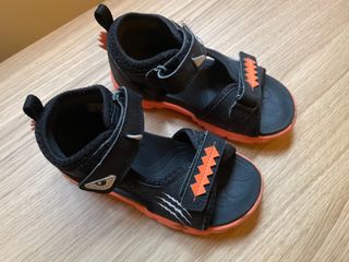 （分類：）位於 。 由 Bvrgs 提交（商品編號 1166254832，圖片 1）。簡介： 。