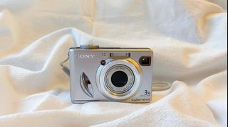 （分類：）位於 。 由 novel_camera 提交（商品編號 1166381970，圖片 1）。簡介： 。