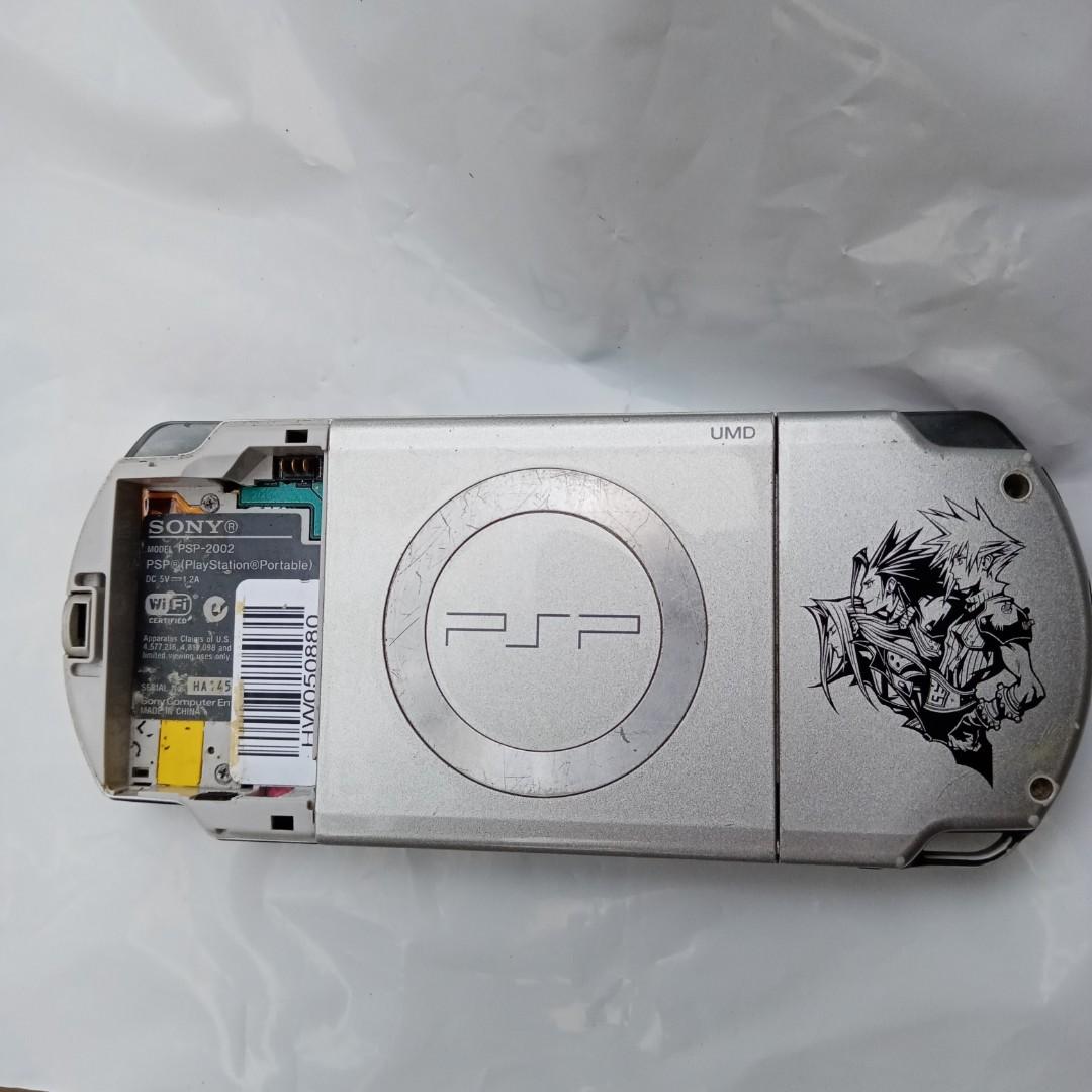 PSP-2004 Final Fantasy VII Crisis Core Limited Edition (Gebraucht) in für CHF 229 – mit