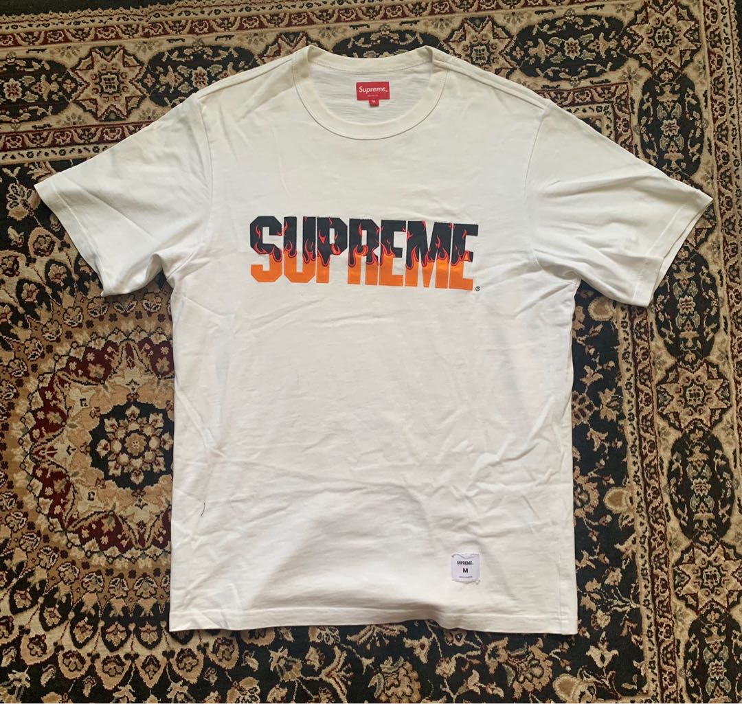SUPREME FLAME TEE size m, Men's Fashion 