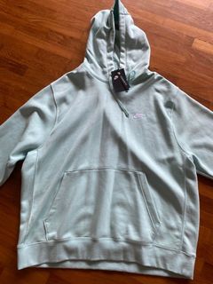 (Category: ) located in . Submitted by clearrrmyyclothesplss (Listing ID 1166327037, Image 1). Description: .