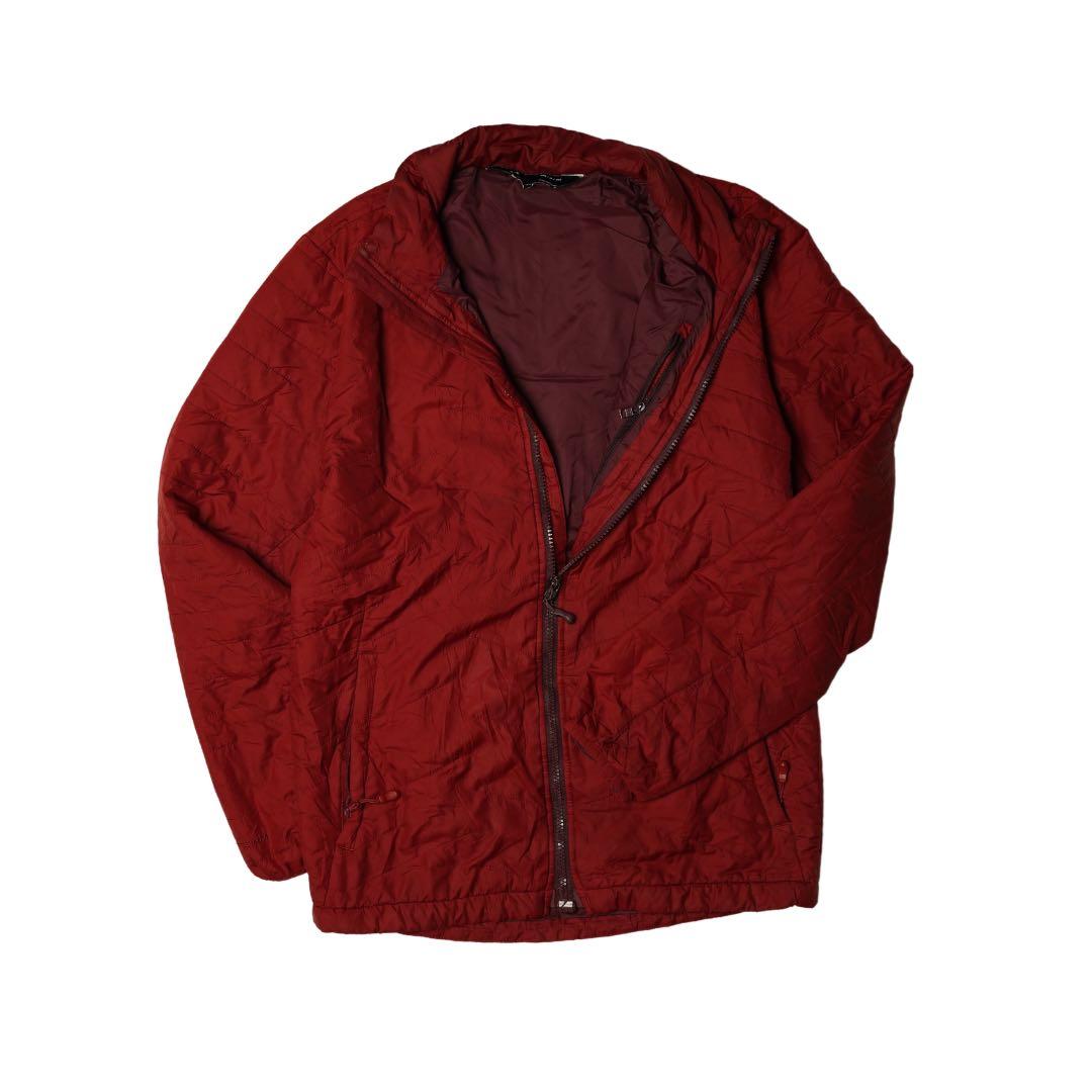 Under Armour Jacket (Category: Coats, Jackets and Outerwear) located in Quezon City. Submitted by grandspreeph (Listing ID 1166307344, Image 2). Description: W: 19.5” L: 27”.
