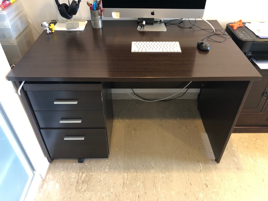 Vhive computer table deals